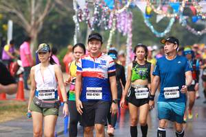 BIB: 45140, 47161, 47601, 130, 42462
                            <button type="button" onclick="openModal(9904762)" class="btn btn-primary btn-sm float-right btn-popup" data-toggle="modal" data-target=".modal-high-quality">
                        <i class="fas fa-shopping-cart"></i> Add to Cart
                    </button>
                                            <button type="button" onclick="isThisMe(9904762, true)" class="btn btn-success btn-sm float-right btn-popup btn-isme hidden" data-toggle="tooltip" data-placement="bottom" title="นี่คือรูปของคุณใช่ไหม คลิกที่นี่เพื่อเอาเข้าอัลบั้ม">
                        <i class="fas fa-plus"></i> Add to album
                    </button>
                    <button type="button" onclick="isThisMe(9904762, false)" class="btn btn-warning btn-sm float-right btn-popup btn-isnotme hidden">
                        <i class="fas fa-ban"></i> Remove from album
                    </button>